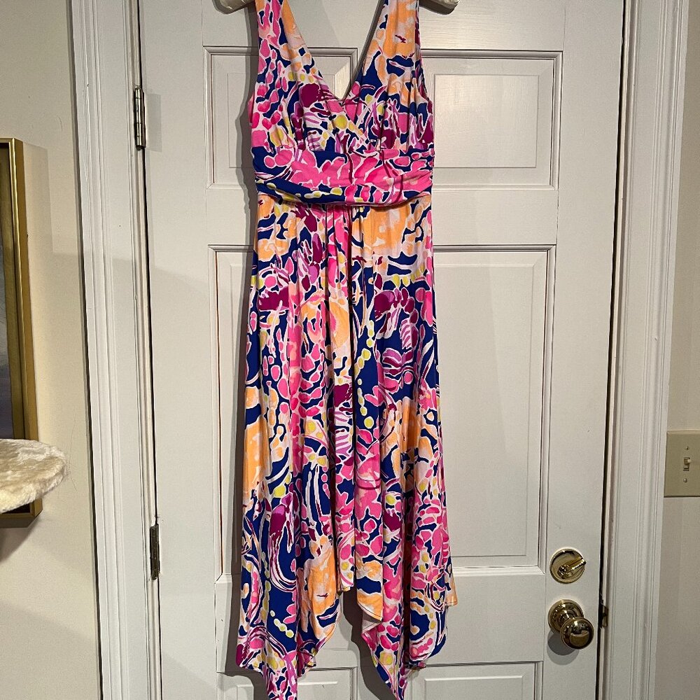 Lilly Pulitzer midi dress size Medium with handkerchief hem